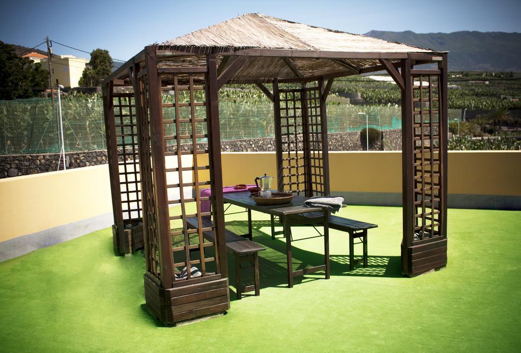 Apartamentos Finca La Cruz Tazacorte Luaran gambar