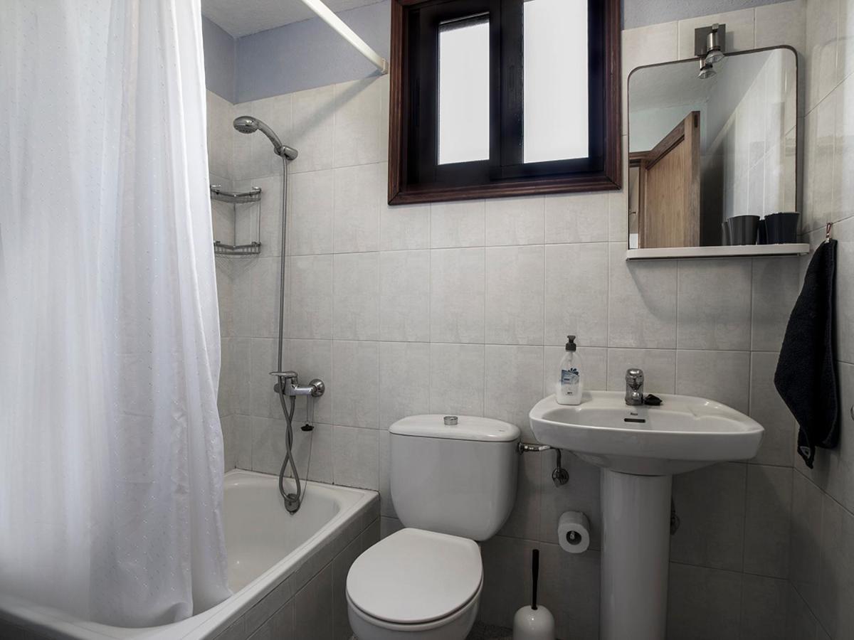 Apartamentos Finca La Cruz Tazacorte Luaran gambar