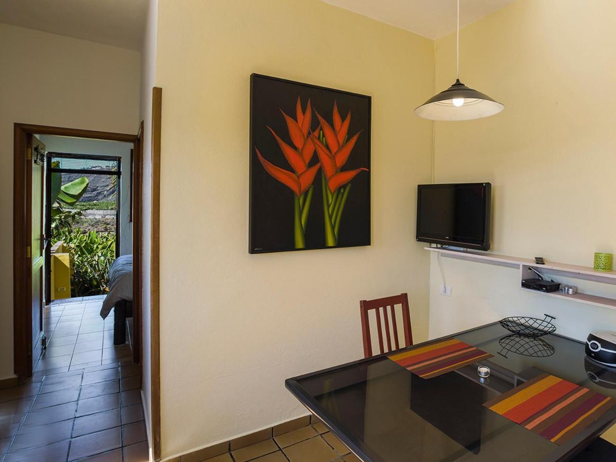 Apartamentos Finca La Cruz Tazacorte Luaran gambar